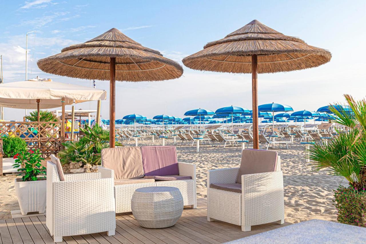 Evo Boutique Hotel & Spa Bellaria-Igea Marina Exterior photo