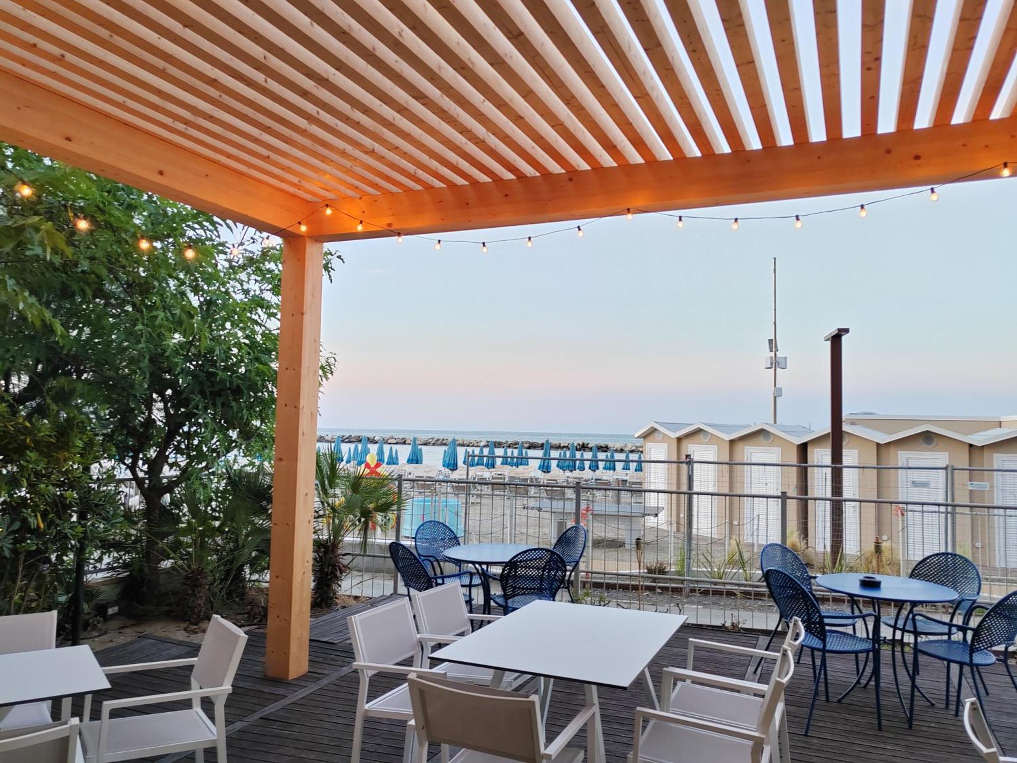 Evo Boutique Hotel & Spa Bellaria-Igea Marina Exterior photo