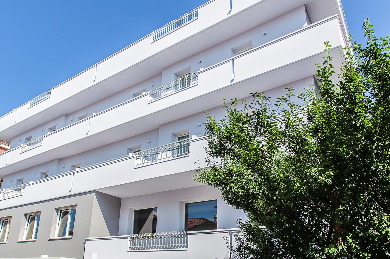 Evo Boutique Hotel & Spa Bellaria-Igea Marina Exterior photo